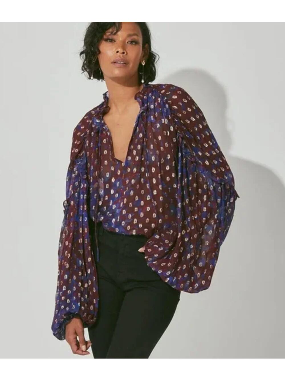 CLEOBELLA NWT Evereve  Dara Shimmer Dot Blouse // L